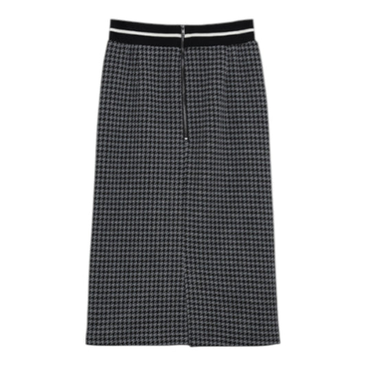 MICALLE MICALLE: The Chic of Contours