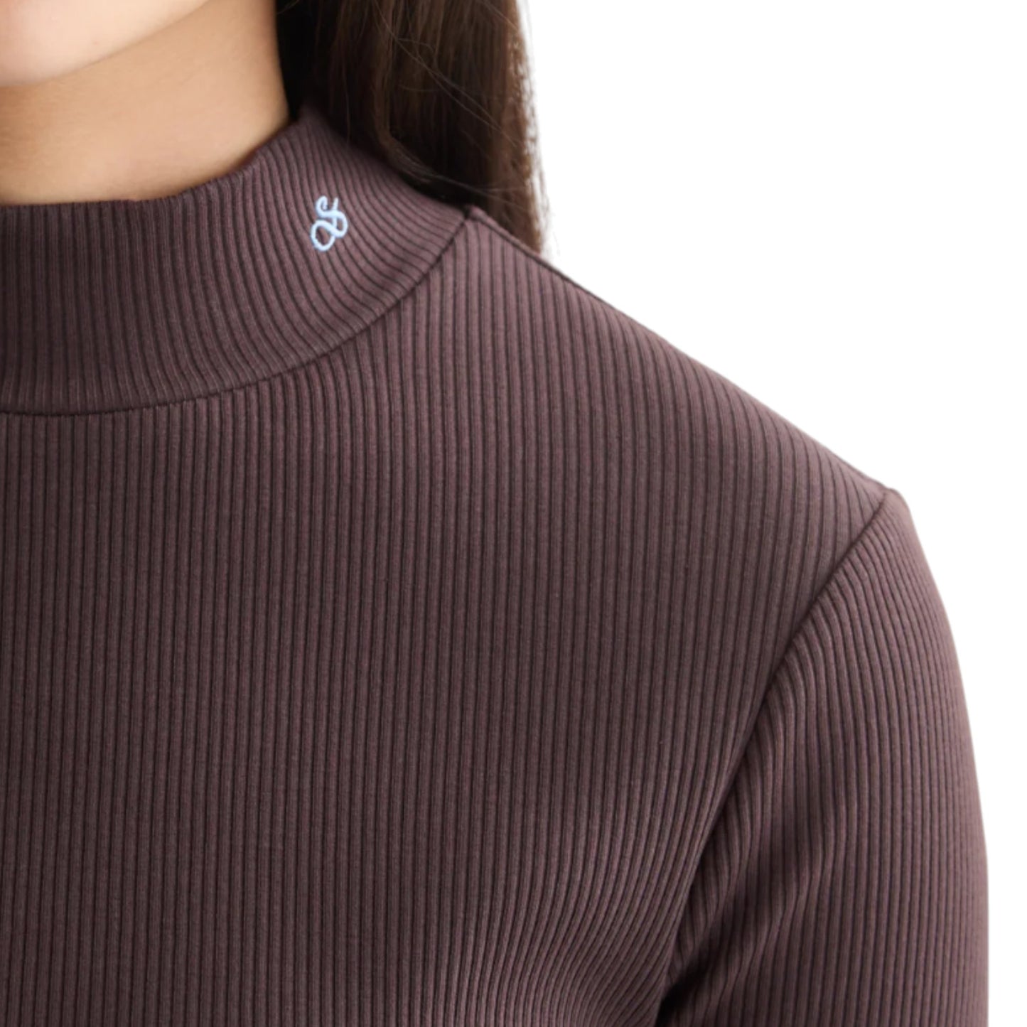 The Autumn Ribbed Embrace