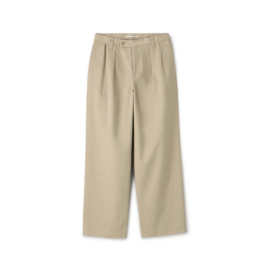 URBAN SOPHISTICATION: THE PARIS TROUSER