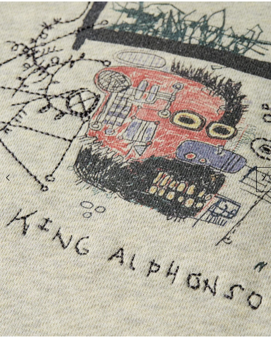 ARTISTIC ECHO: THE BASQUIAT CROWN HOODIE