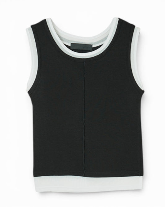 URBAN MINIMALISM: THE LAYERED HARMONY TANK