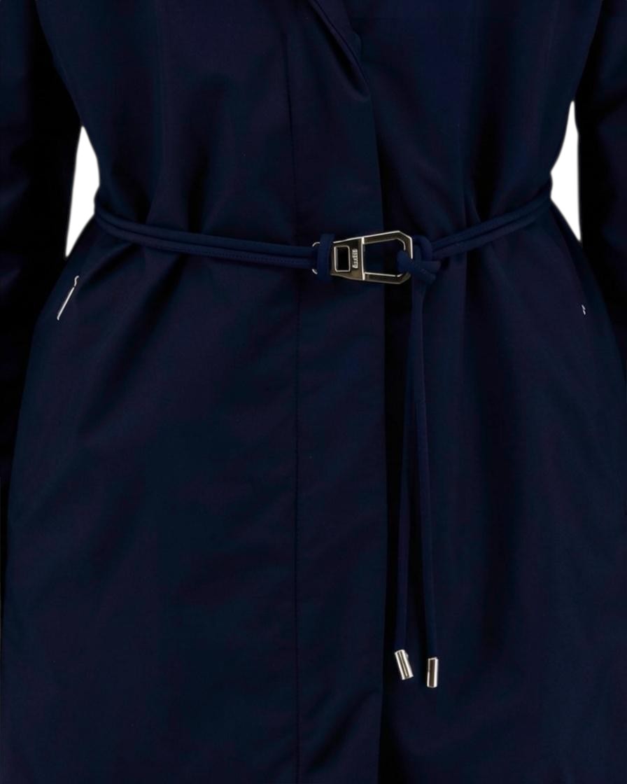 TIMELESS SILHOUETTE, WEATHERPROOF SOPHISTICATION: MOORER WATER-REPELLENT DOWN COAT VERLAINE-STP