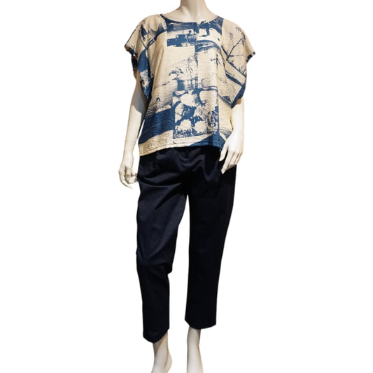 グラフィックブラウス