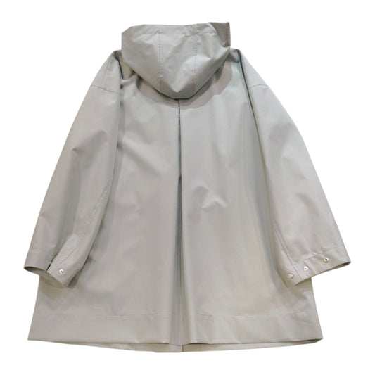 MINT REFRESH: THE SCULPTURAL 2-WAY HOODED COAT