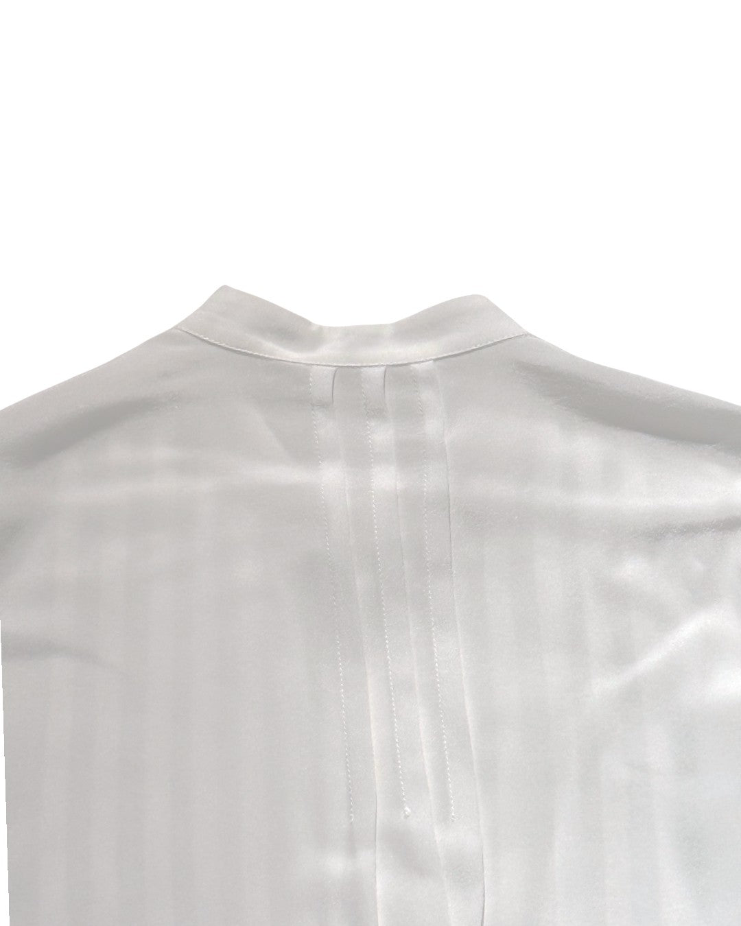 LUMINOUS SILK & ARTISANAL LINES: THE PINTUCK MASTERPIECE