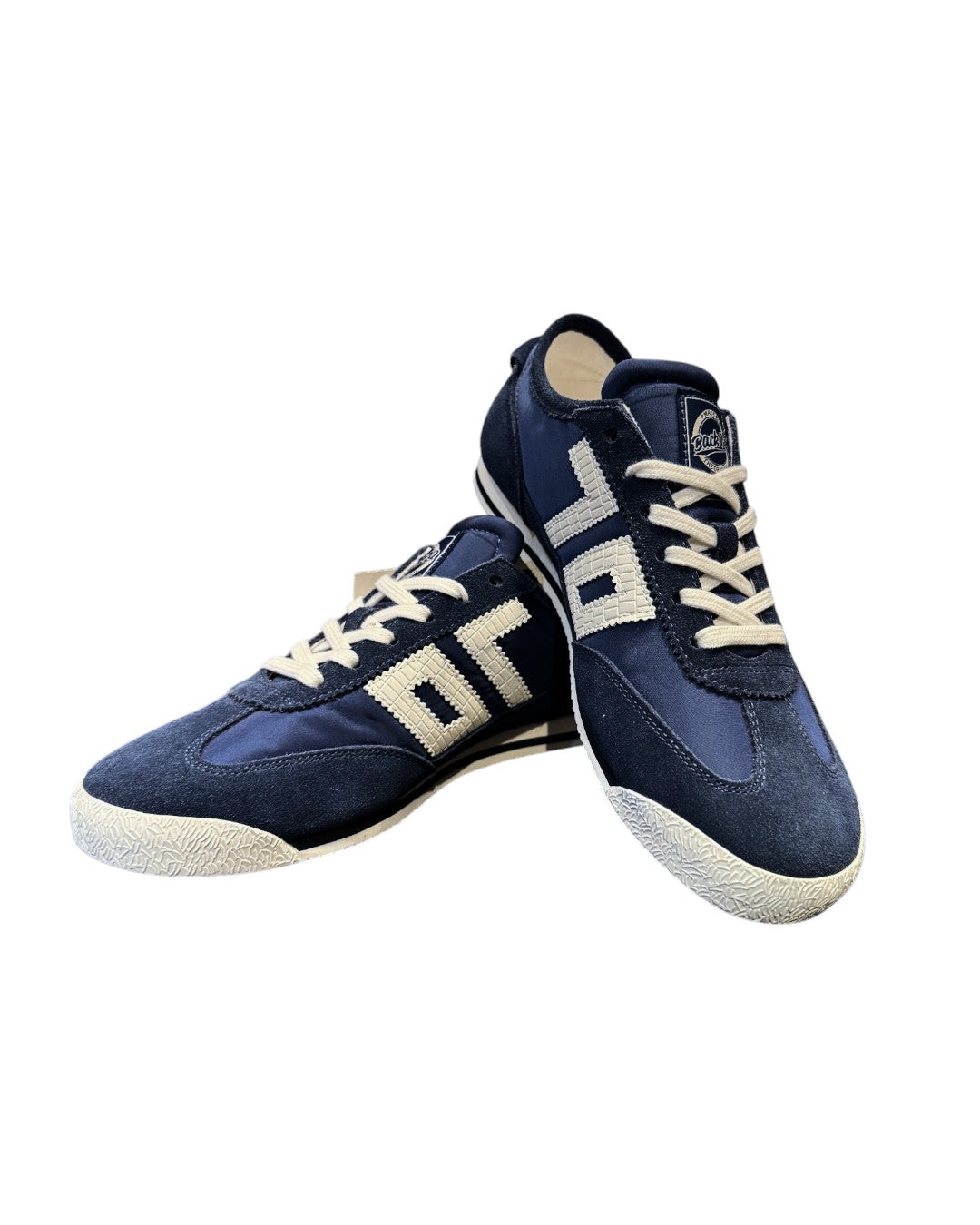 RETRO VIBE, MODERN COMFORT: THE NEXT STREETWEAR