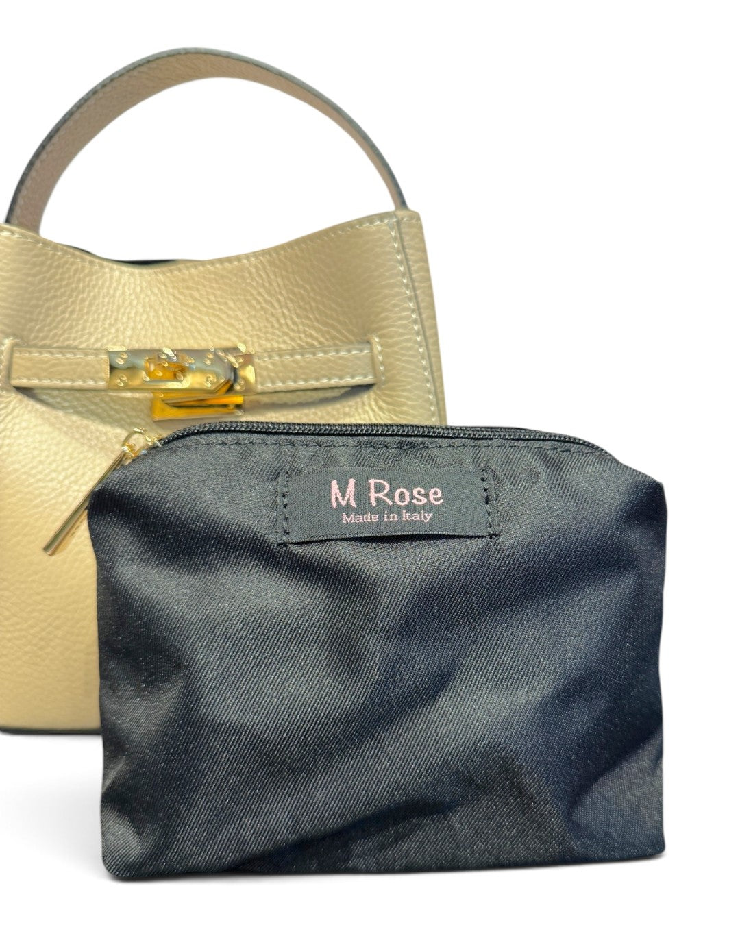 AN EMBRACE OF ITALIAN ELEGANCE: LEATHER SQUARE CROIX 2WAY BAG