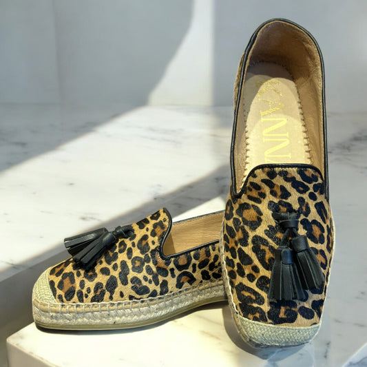 Velvet Horizon: The Artisanal Pony Loafer