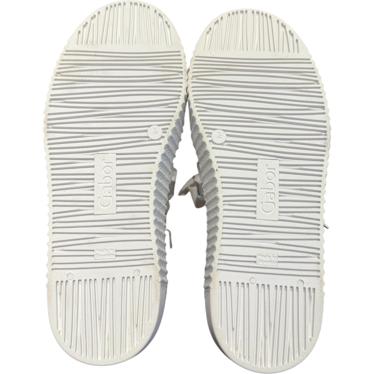 Ribbon Leather Sneakers