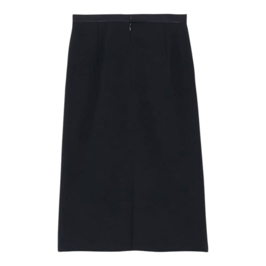 The Elegant Versatile Skirt
