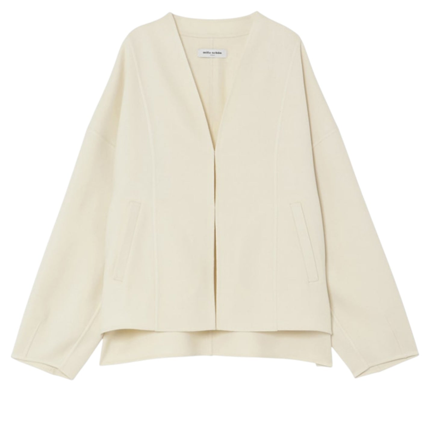 The Sculpted Ivory: Double-Face Wool Harmony