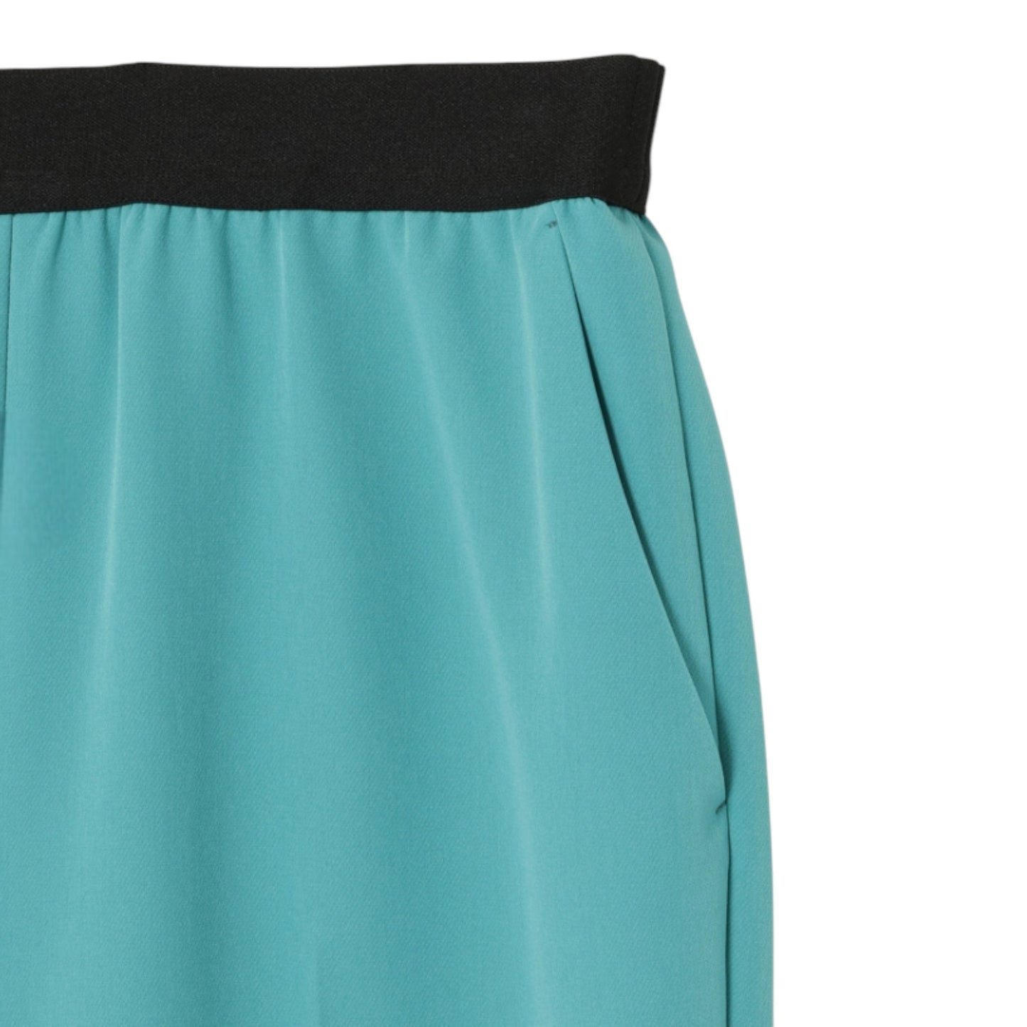 The Sculpted Drape: Effortless Elegance in Double-Cross Stretch