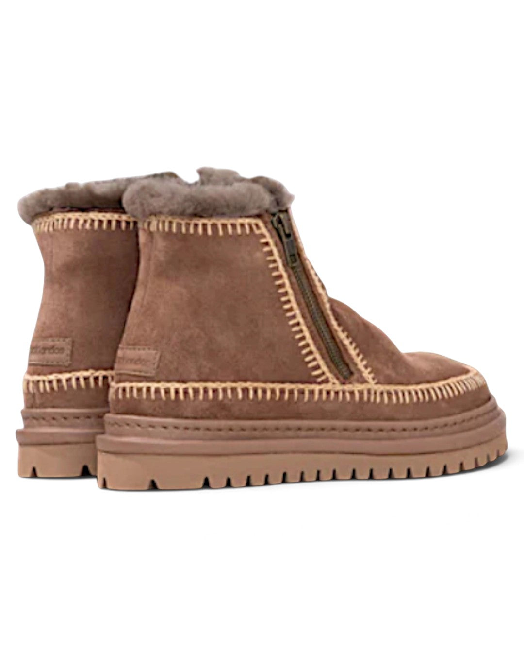 CRAFTED WARMTH, POETIC STEPS: LAIDBACKLONDON SETSU 4.0 CROCHET ANKLE BOOTS