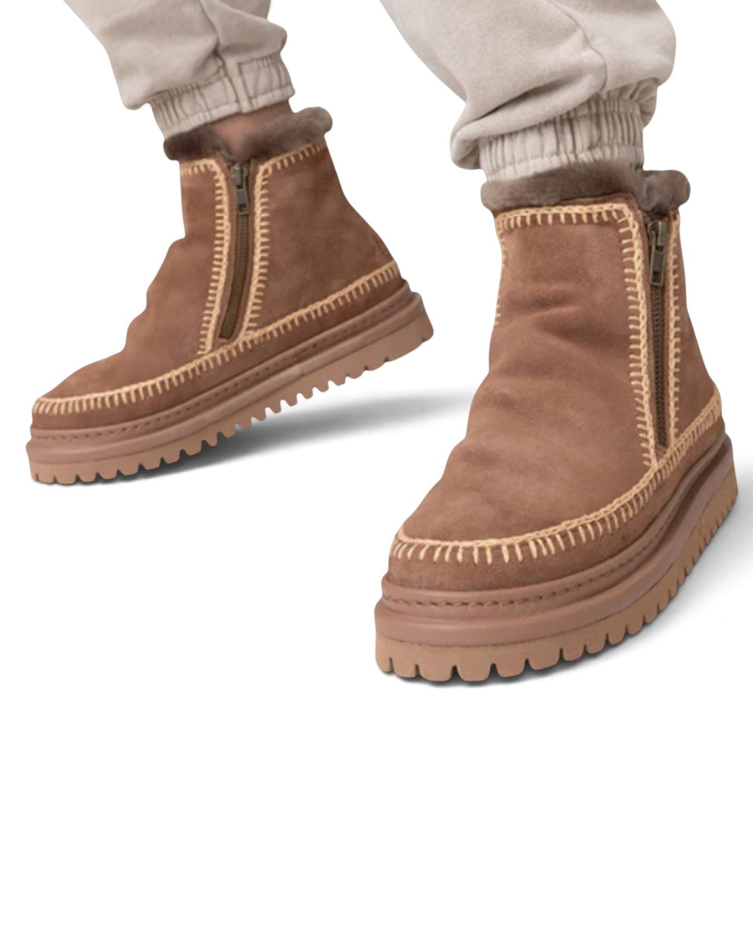 CRAFTED WARMTH, POETIC STEPS: LAIDBACKLONDON SETSU 4.0 CROCHET ANKLE BOOTS