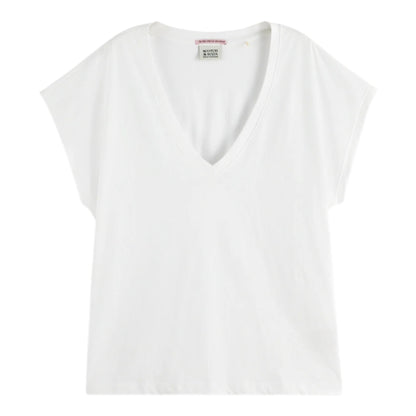 Essential Ease: The Slub V-Neck Muse