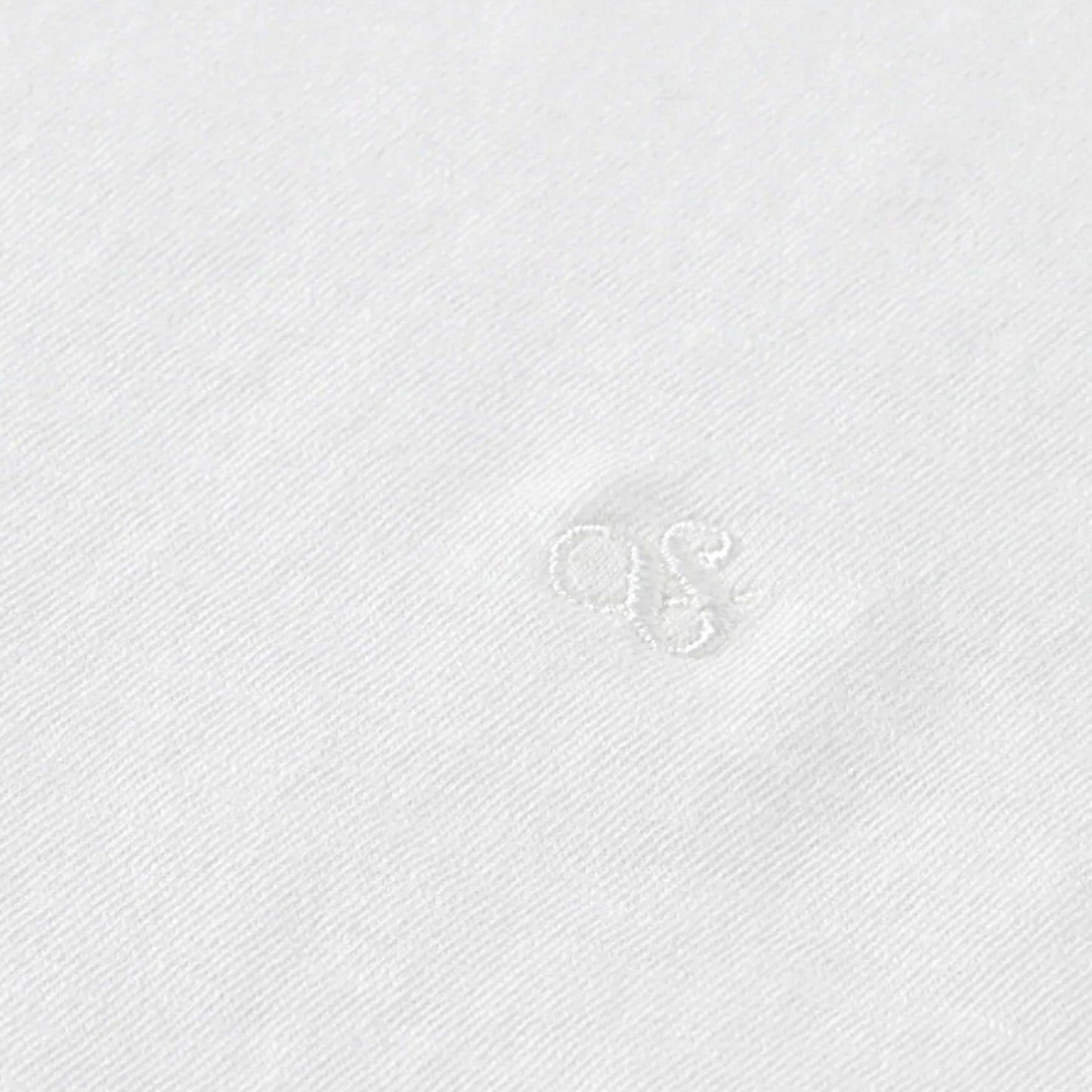 Essential Ease: The Slub V-Neck Muse