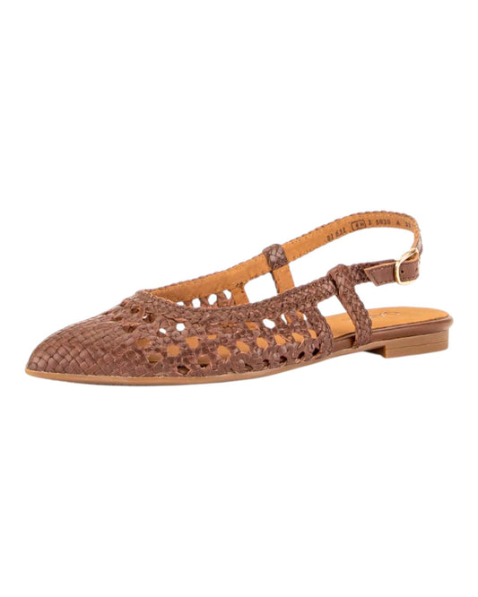 ARTISAN WOVEN EASE: THE BACK-STRAP FLAT