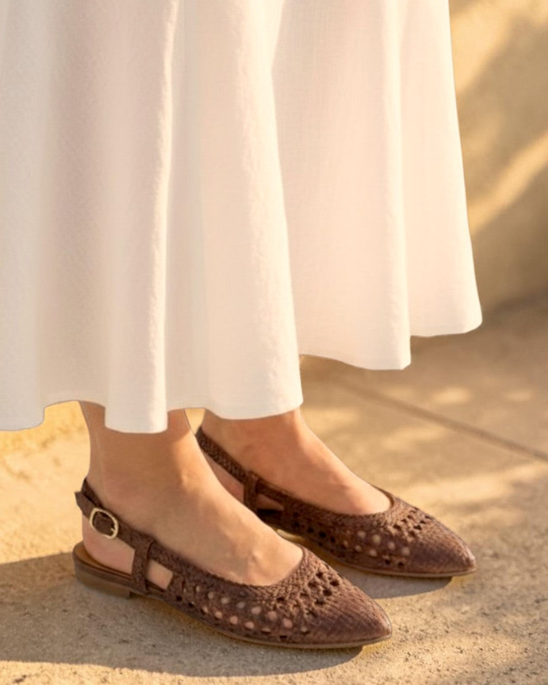 ARTISAN WOVEN EASE: THE BACK-STRAP FLAT