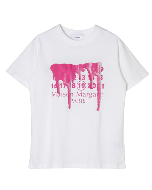 ARCHITECTURAL ART ON COTTON: THE MARGARET DRAW T-SHIRT