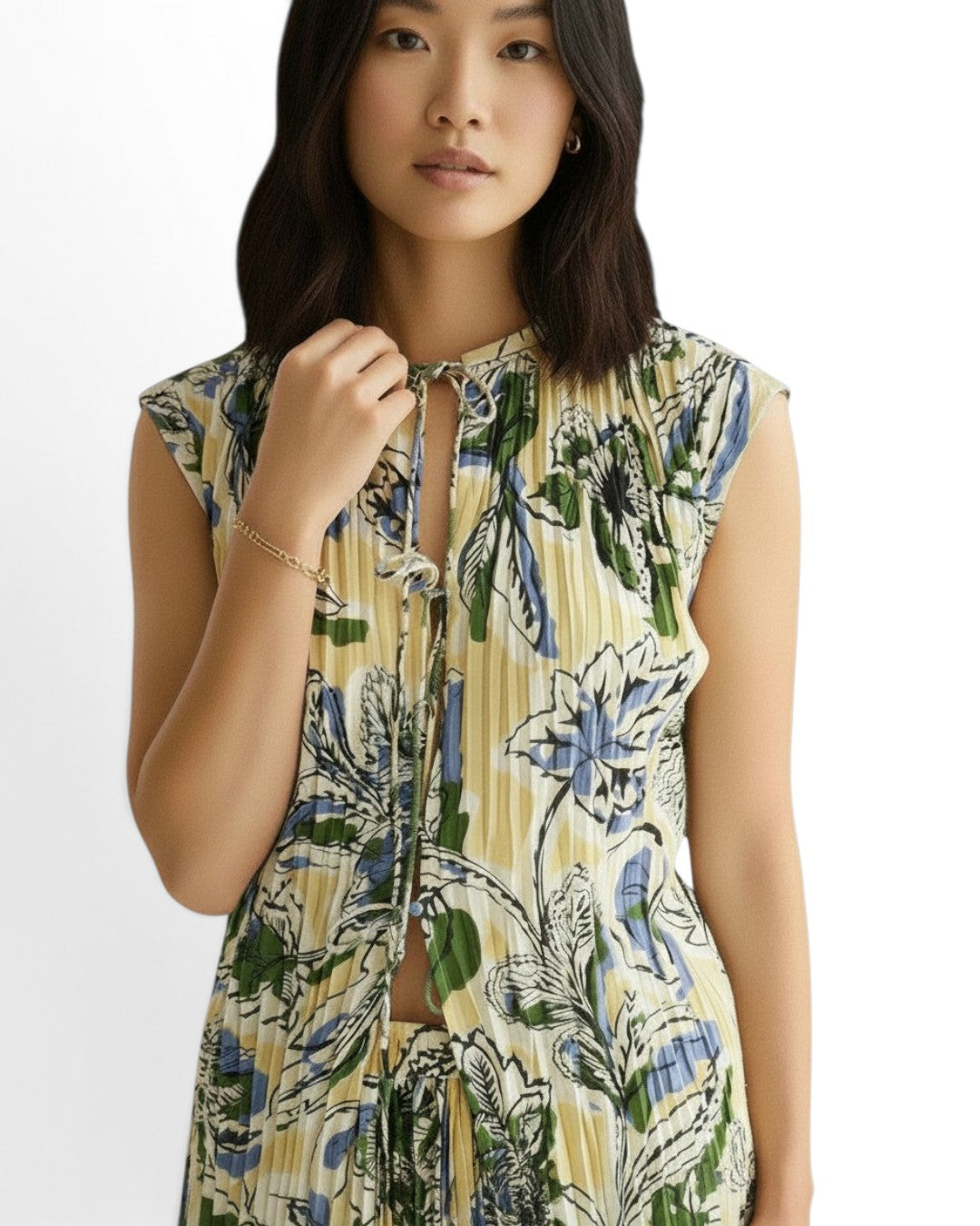 WHISPERS OF BOHEMIAN BREEZE: THE VERSATILE PLEAT TOP