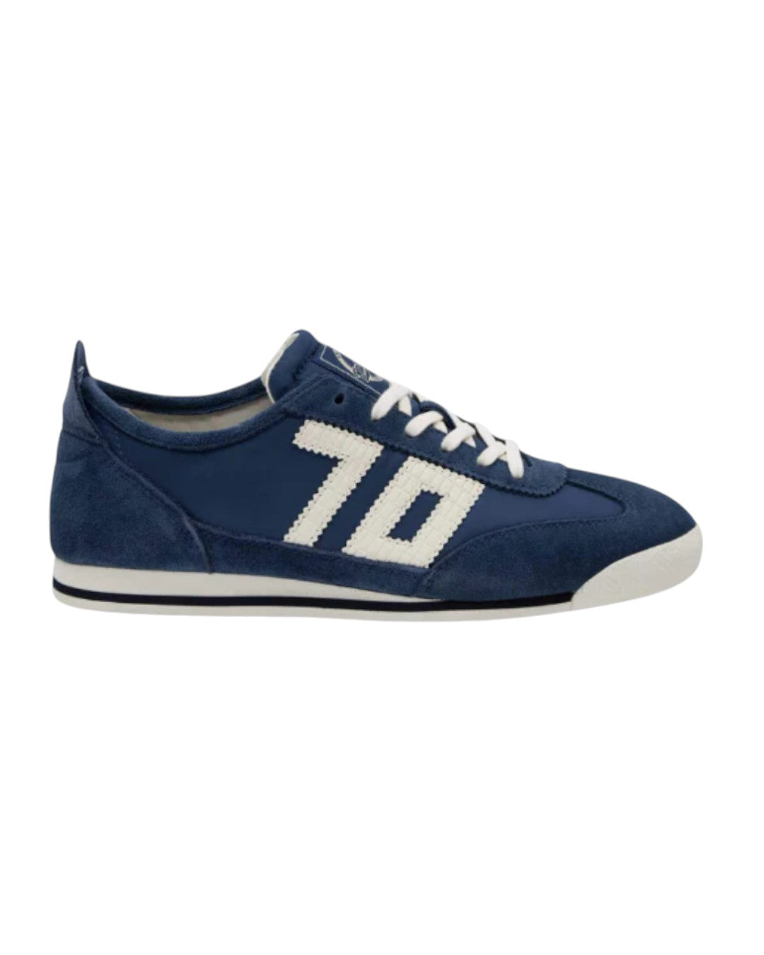 RETRO VIBE, MODERN COMFORT: THE NEXT STREETWEAR
