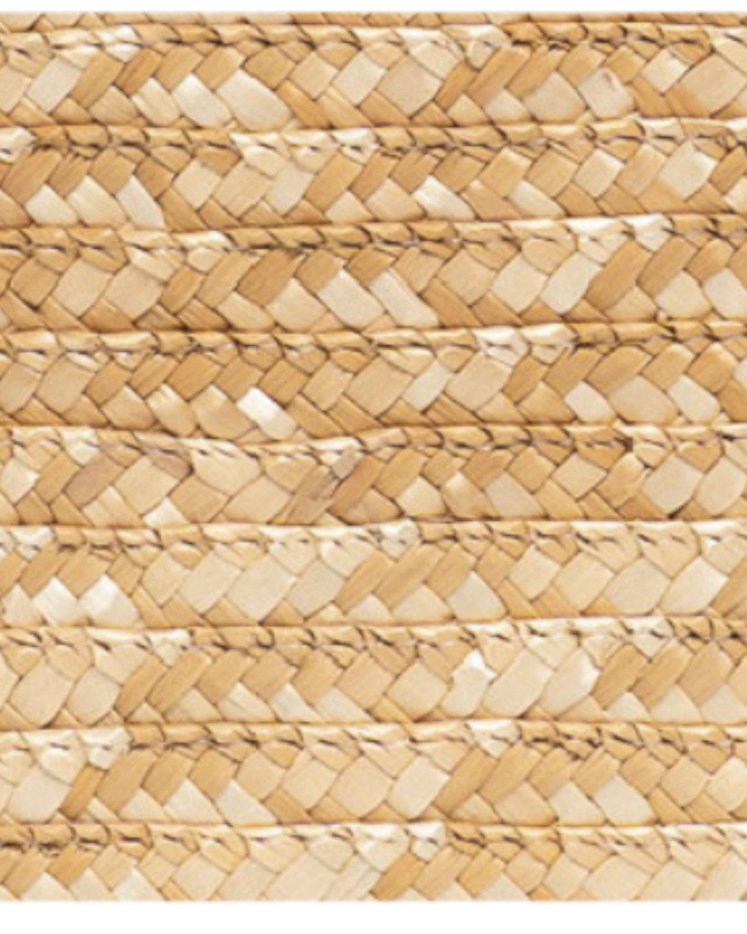 BREEZE OF THE PALM OASIS: THE ARTISANAL TOUCH