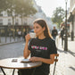 CHIC DES RUES PARISIENNES: THE GRAPHIC TEE