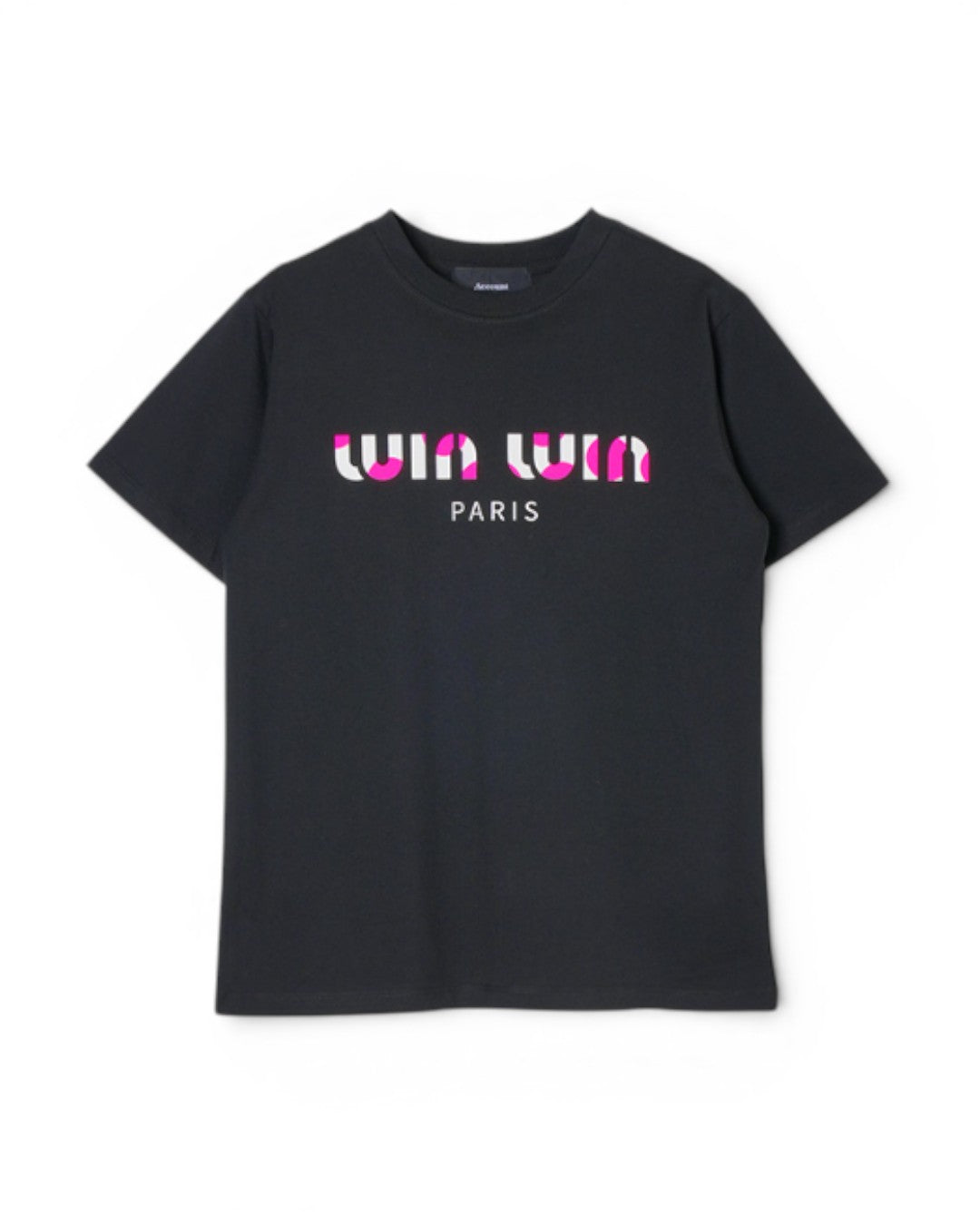 CHIC DES RUES PARISIENNES: THE GRAPHIC TEE