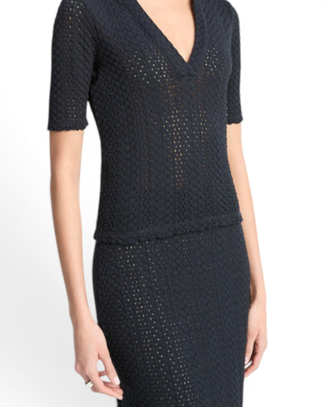 WHISPER OF THE OCEAN BREEZE: THE LACE KNIT