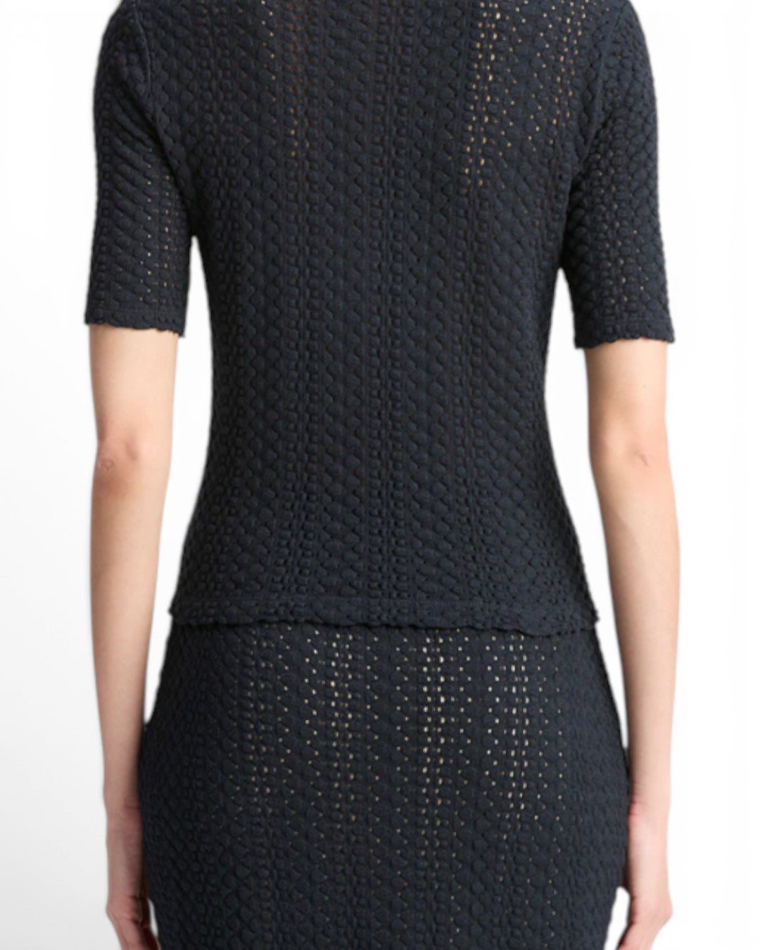 WHISPER OF THE OCEAN BREEZE: THE LACE KNIT