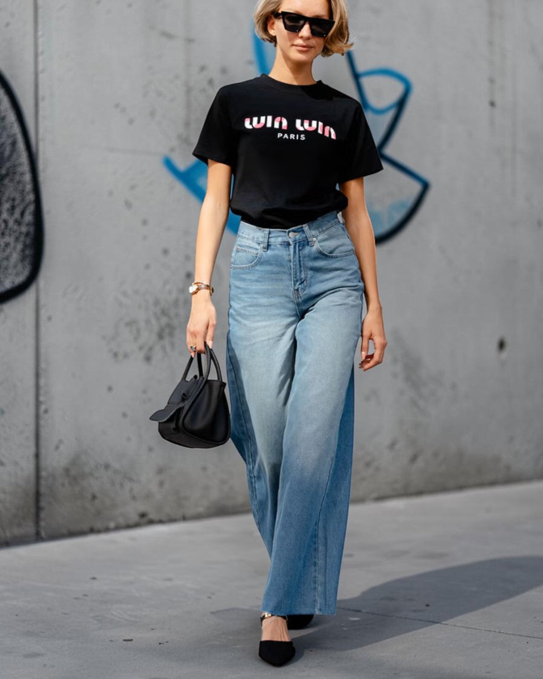CHIC DES RUES PARISIENNES: THE GRAPHIC TEE