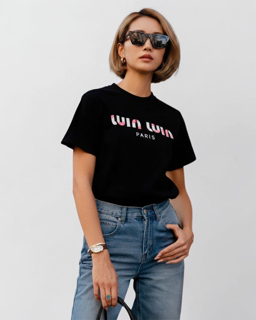 CHIC DES RUES PARISIENNES: THE GRAPHIC TEE