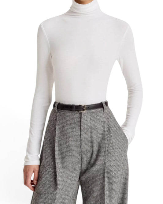 SECOND-SKIN SERENITY: ESSENTIAL STRETCH-TURTLENECK