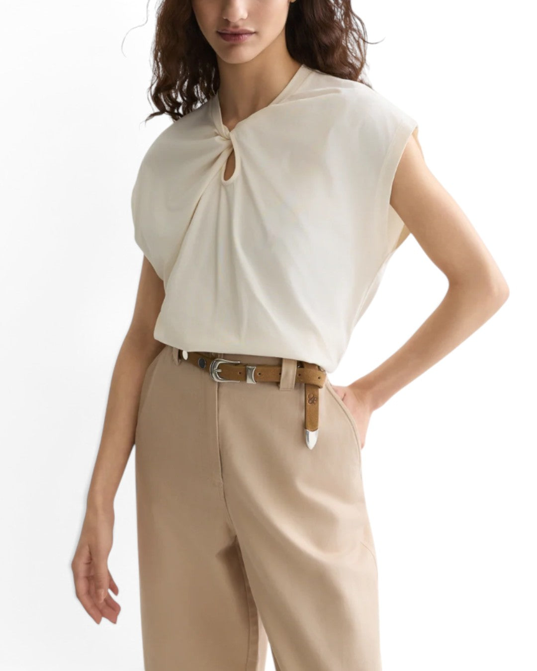 ELEGANCE IN A TWIST: TWISTED NECKLINE T-SHIRT