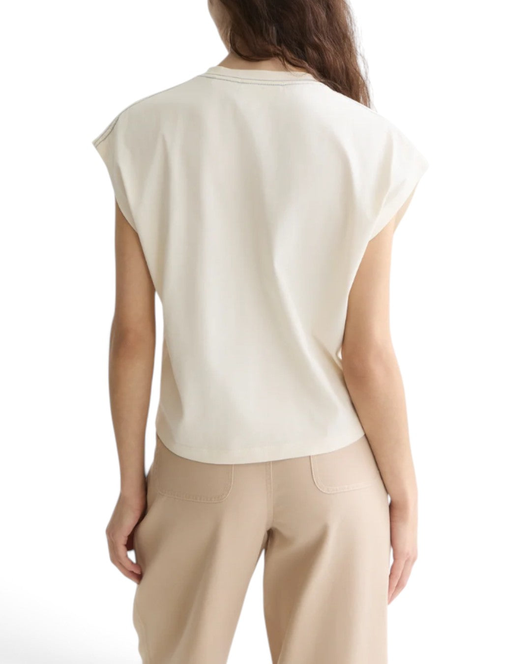 ELEGANCE IN A TWIST: TWISTED NECKLINE T-SHIRT