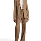 TIMELESS TAILORING & YEAR-ROUND ELEGANCE: SINGLE-BREASTED BLAZER