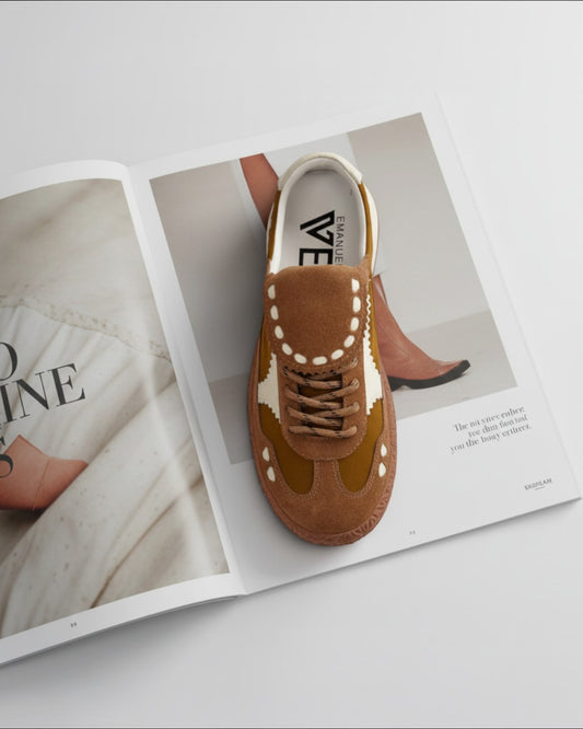RETRO ELEGANCE & ITALIAN TOUCH: SUEDE STITCH SNEAKERS