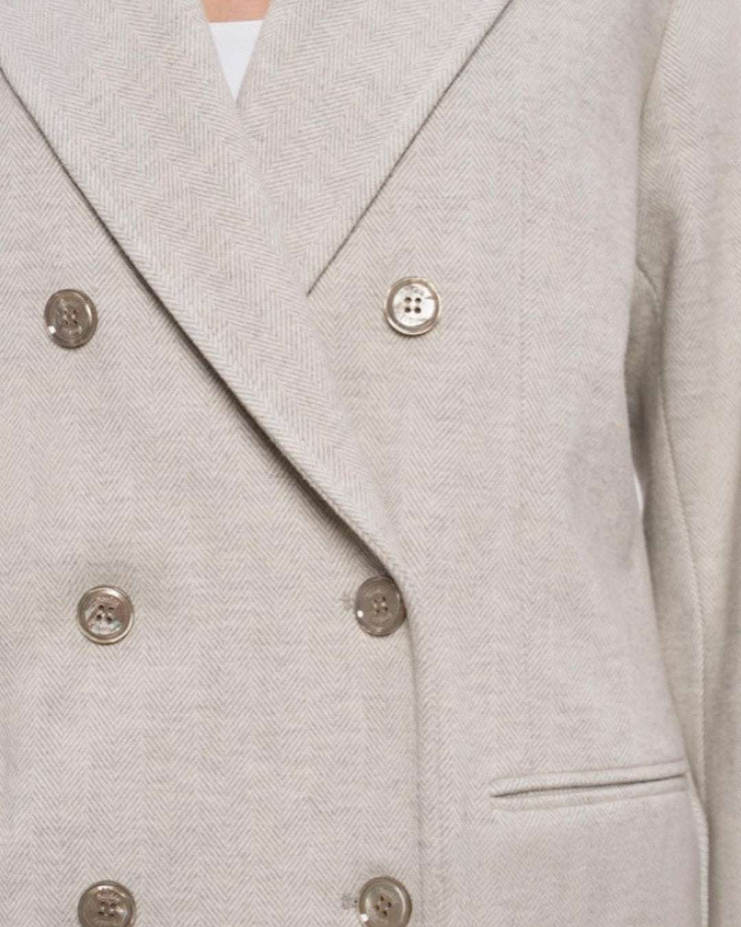 EFFORTLESS ELEGANCE & TAILORED SOFTNESS: HERRINGBONE DOUBLE-BREASTED JACKET "ALERIA-PAR"