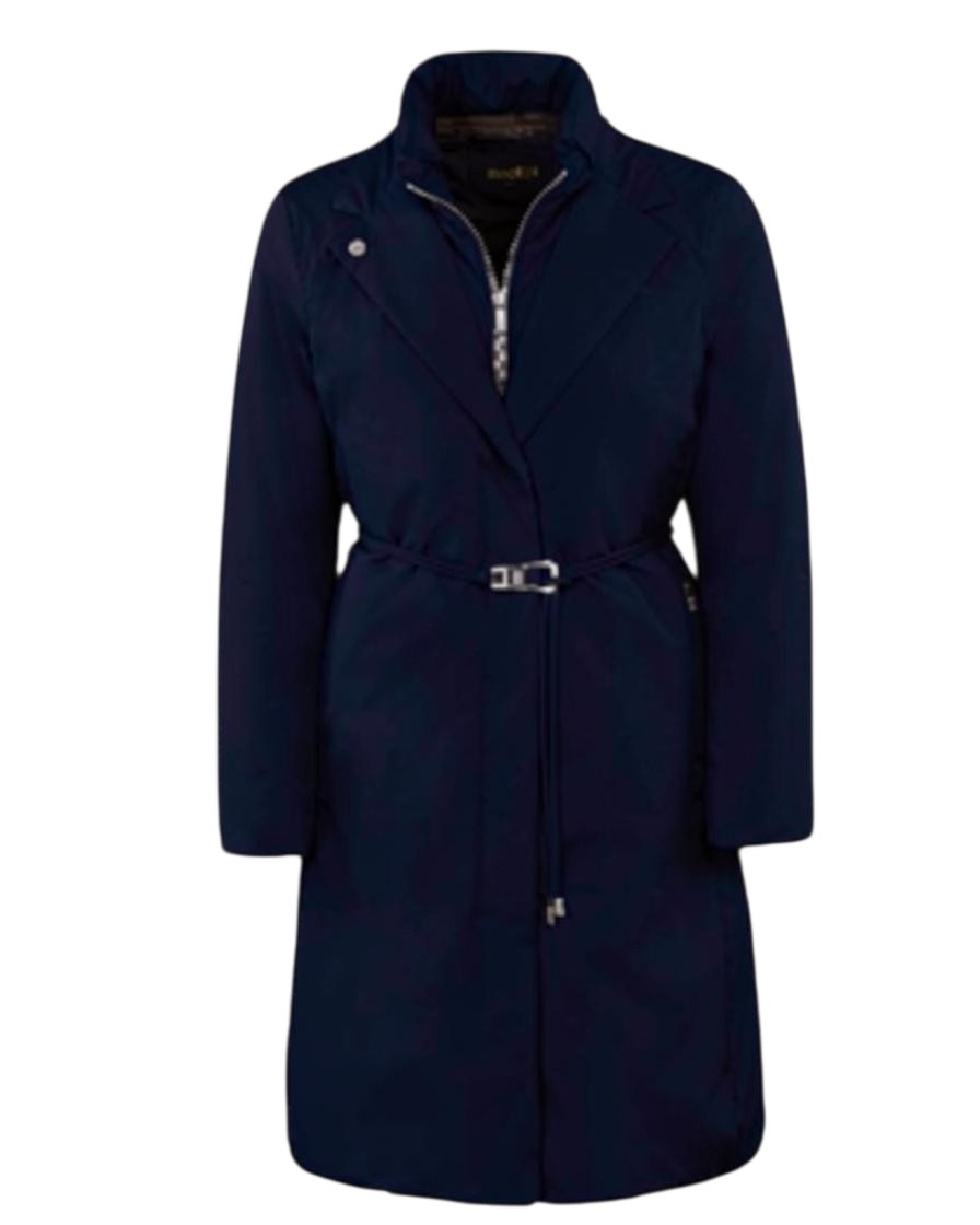 TIMELESS SILHOUETTE, WEATHERPROOF SOPHISTICATION: MOORER WATER-REPELLENT DOWN COAT VERLAINE-STP