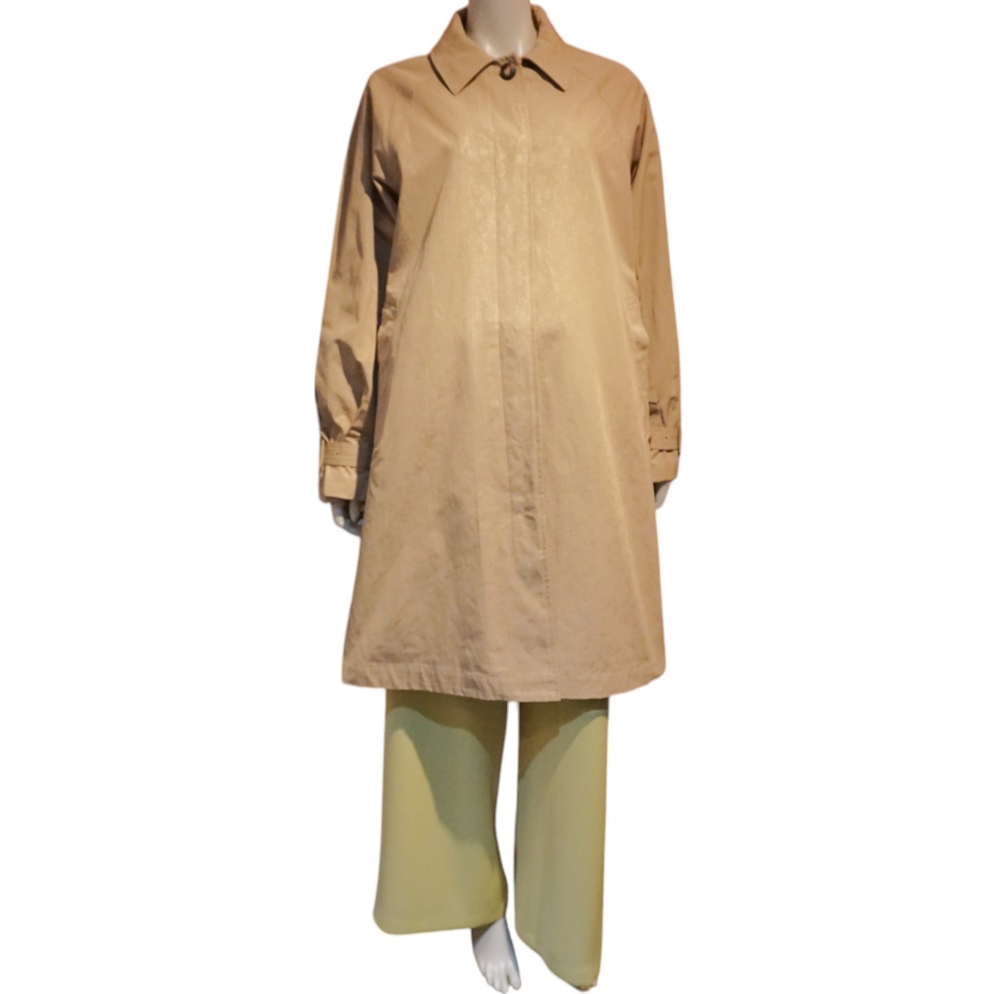 Embossed Bal collar coat