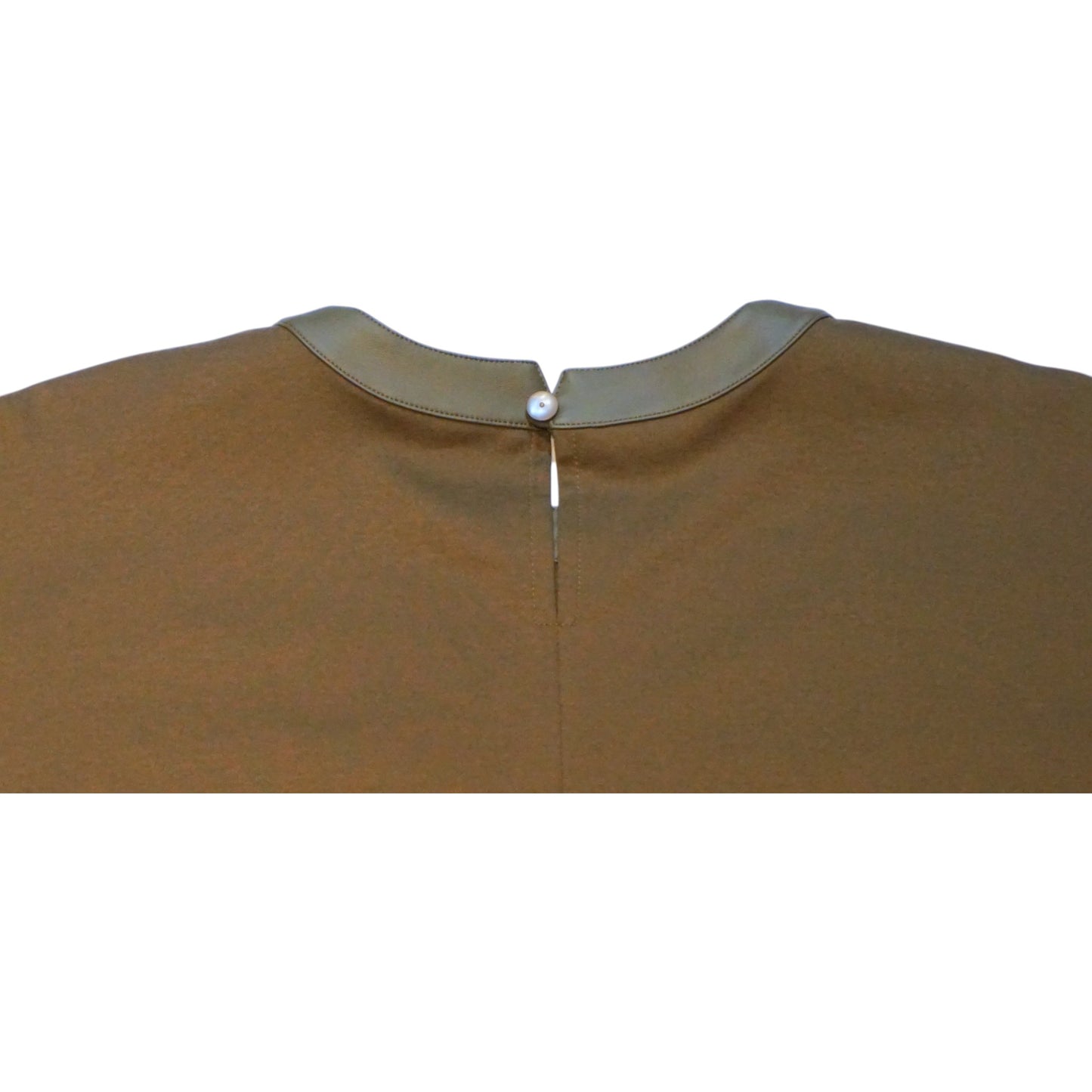 FAVEUR: Urban Edge Crewneck Tee