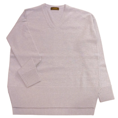 The Serene Cashmere V-neck