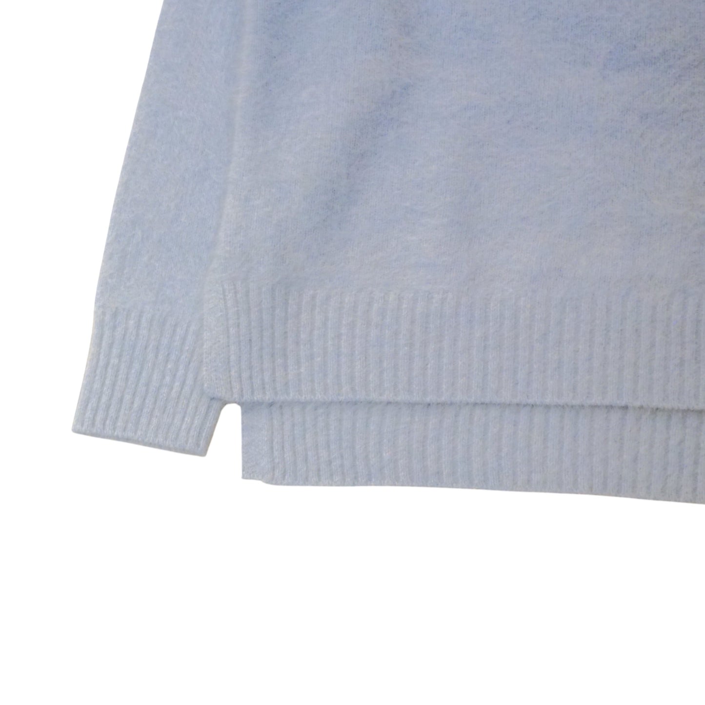 The Sky & Moca Whisper: Fox Cashmere V-Neck