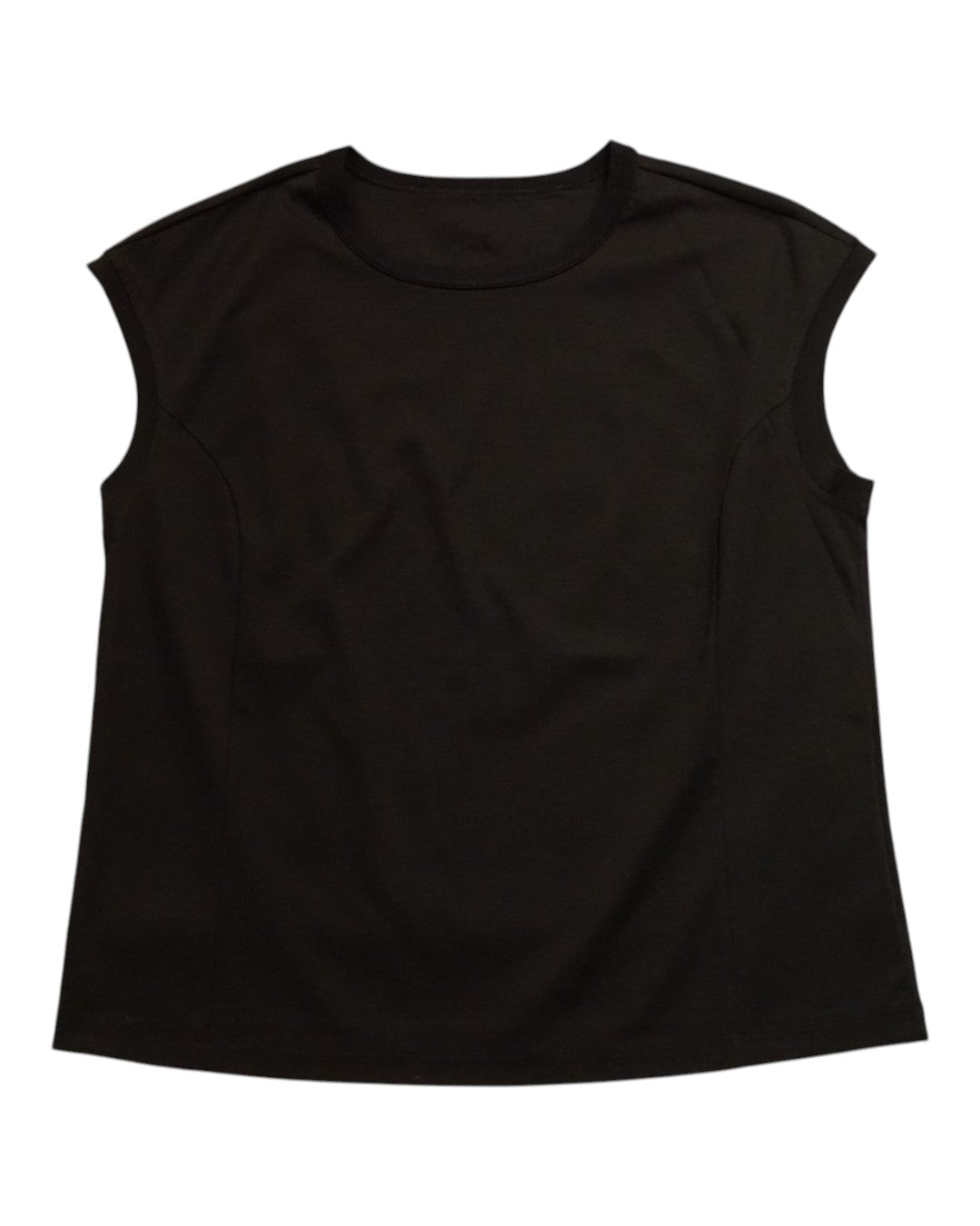 THE SCULPTURAL SILHOUETTE: DIORAMA SMOOTH CAP SLEEVE