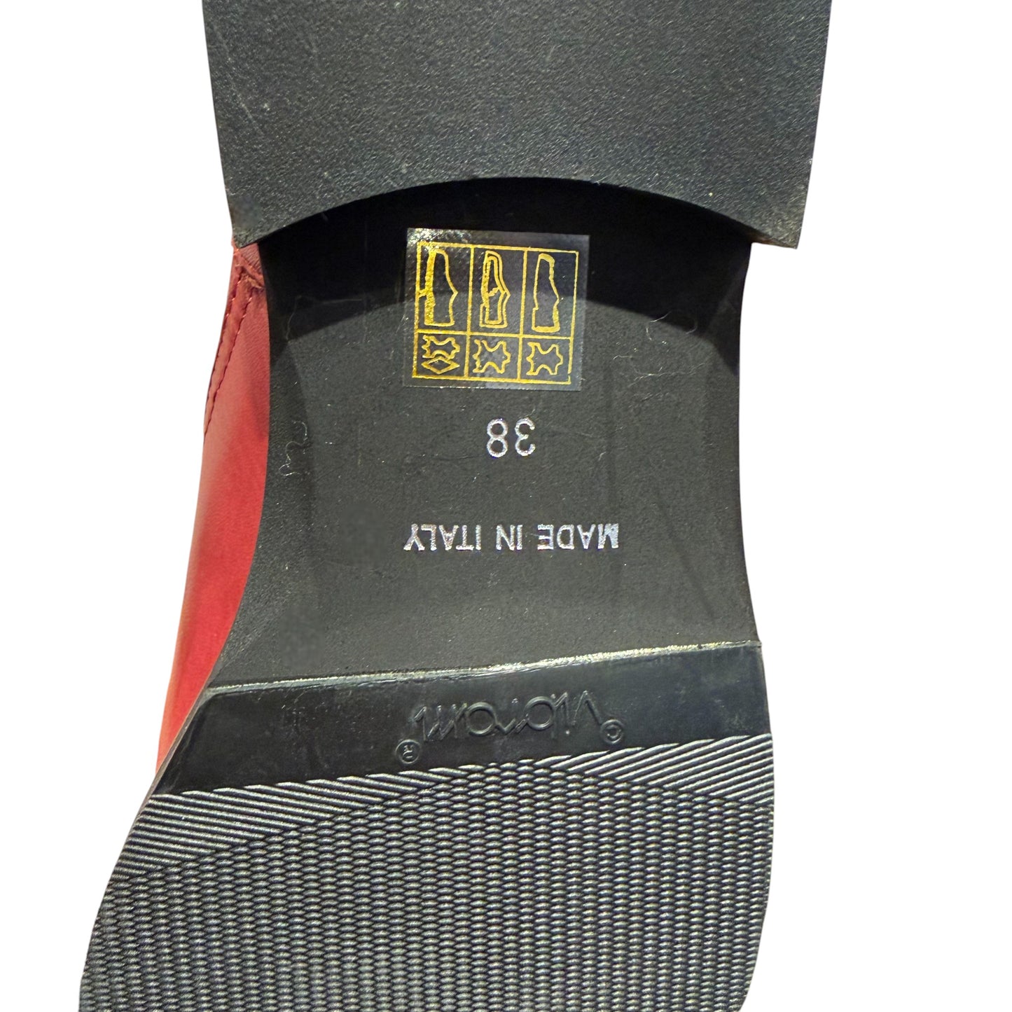 Italian Heritage: The Antique Burgundy Buckle Masterpiece