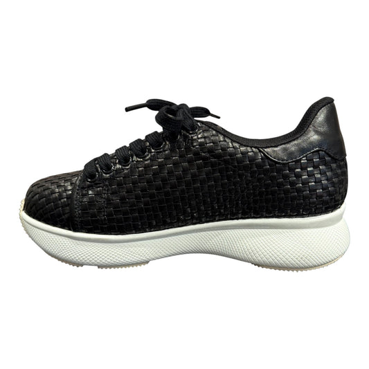 Woven Soul: The Art of Intrecciato Leather Sneakers