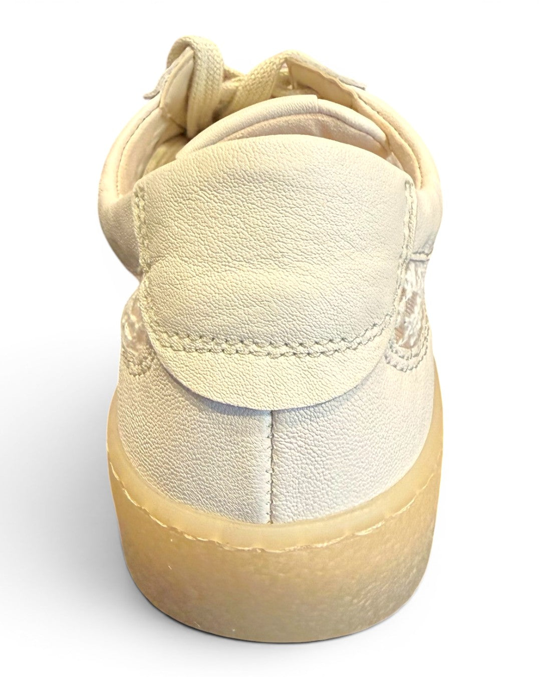 LACE & LEATHER REFINEMENT