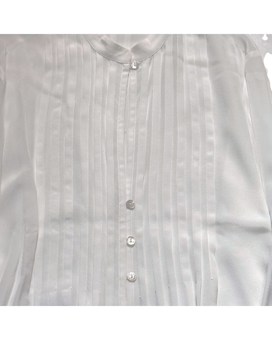 LUMINOUS SILK &amp; ARTISANAL LINES: THE PINTUCK MASTERPIECE