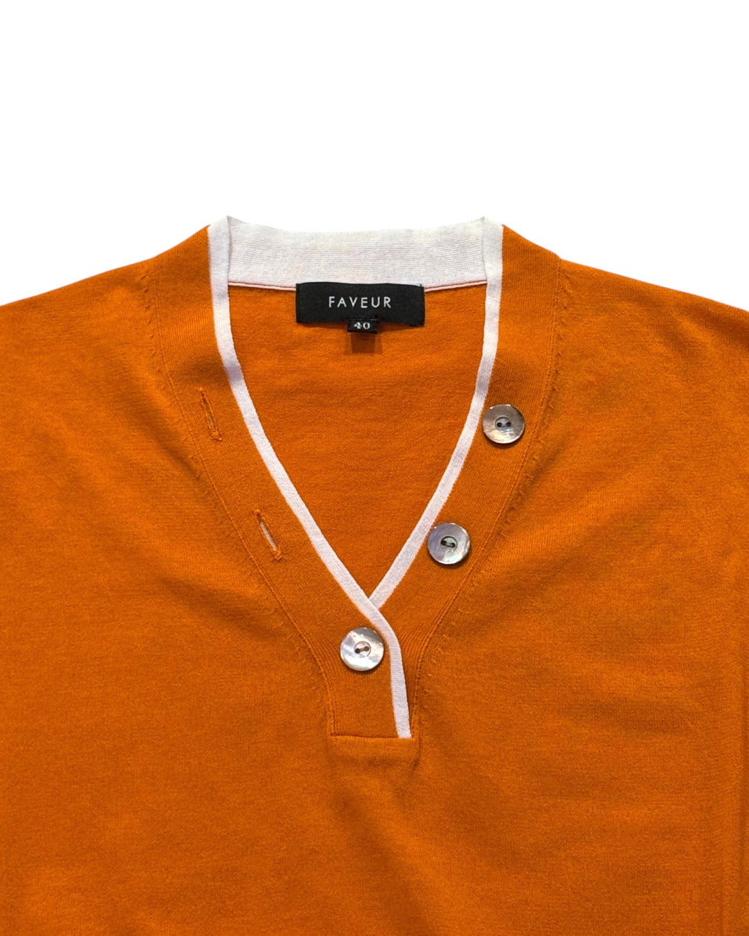 THE PRISTINE WEAVE: ITALIAN COTTON V-NECK SWEATER