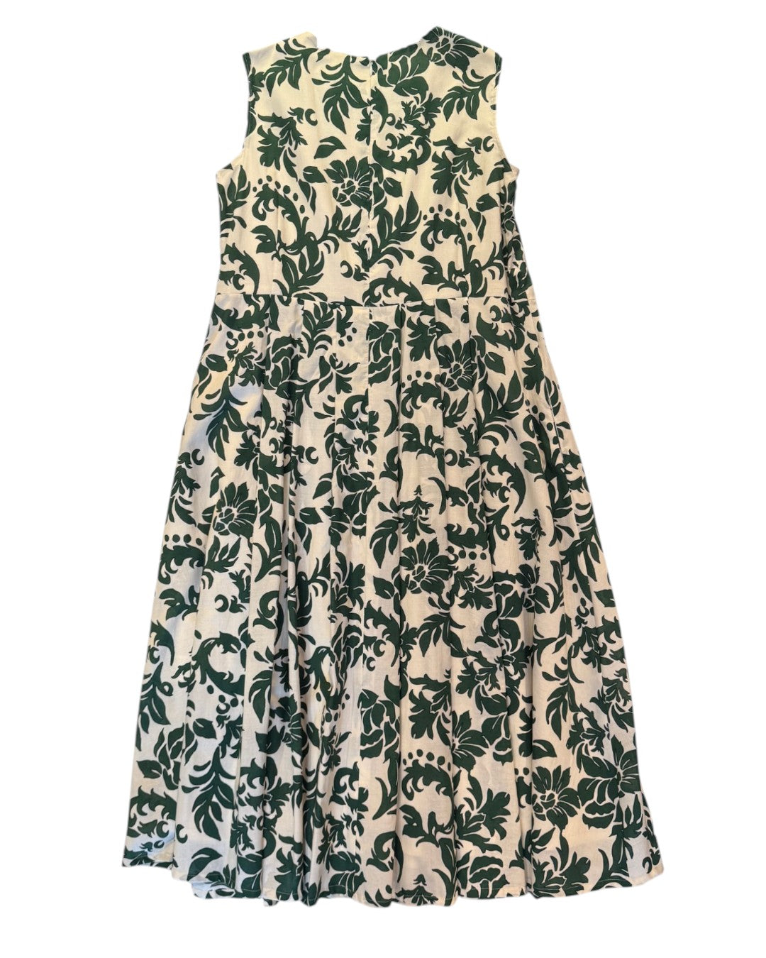 BOTANIC SERENITY IN VERDANT GREEN